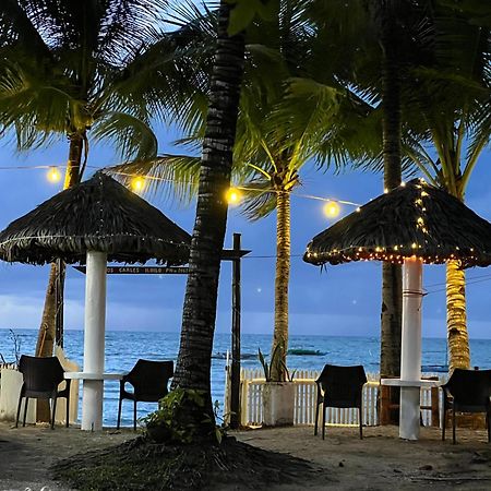 Treasure Beach Resort Carles Exterior photo